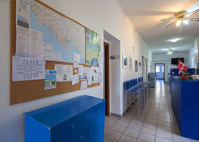 Ostello Corniglia * קורניליה