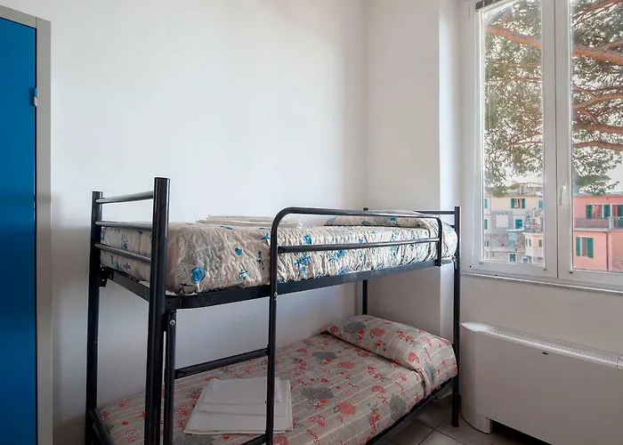 Ostello Corniglia אכסניה *