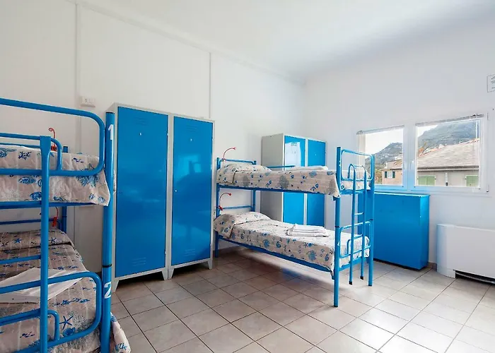 Ostello Corniglia אכסניה