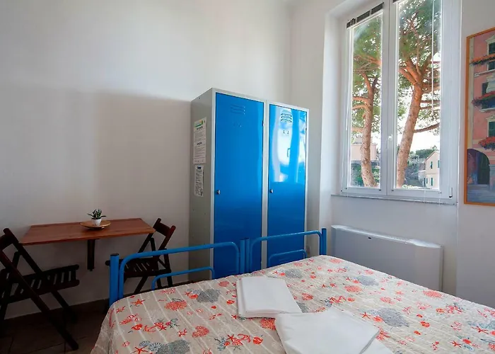 Ostello Corniglia Hostel *