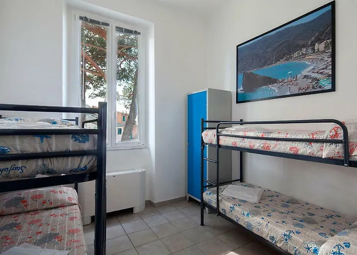 Ostello Corniglia *