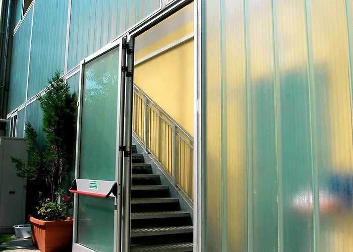 Ostello Corniglia Hostel *